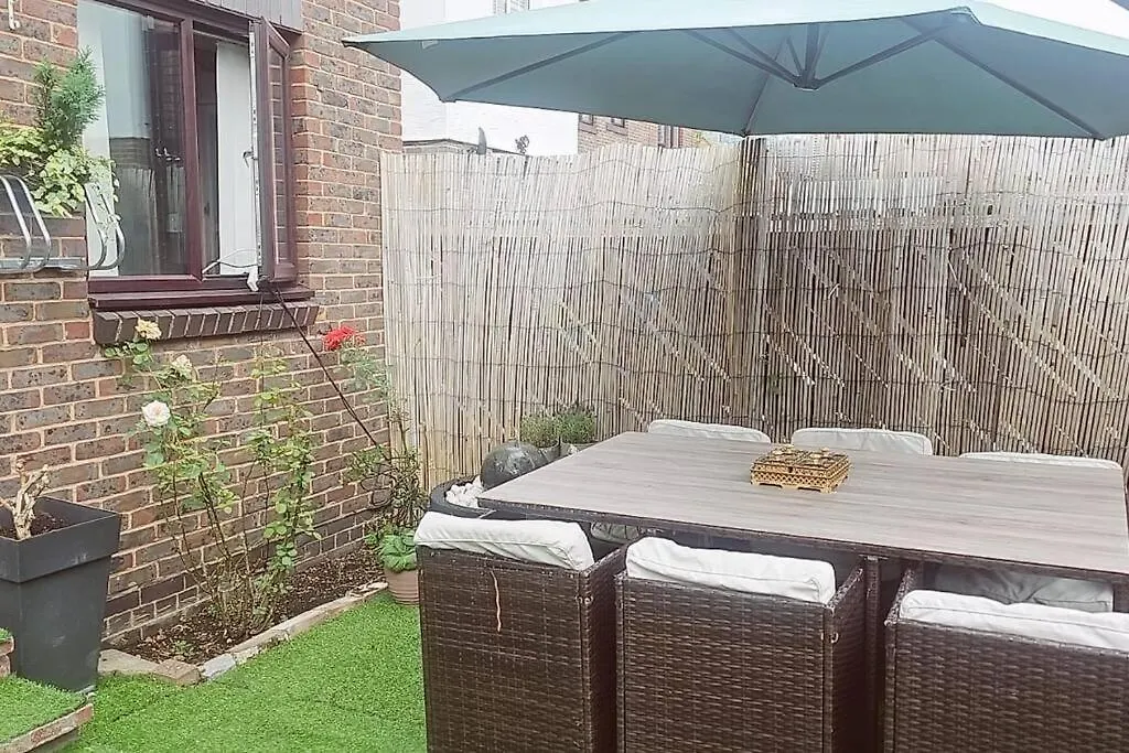 Cosy House Close To London Bridge 0*,